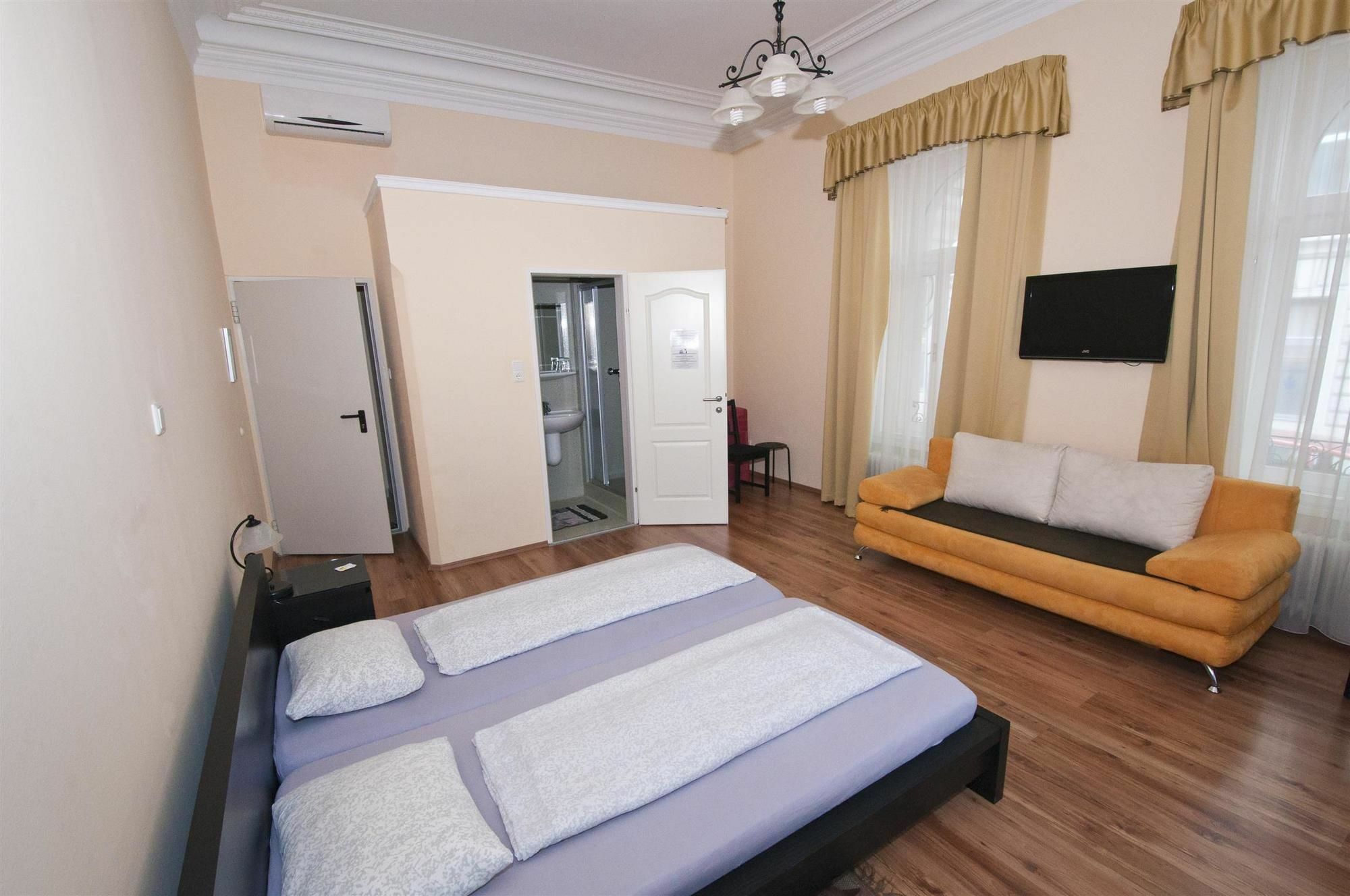 Gasthof K+t Boardinghouse